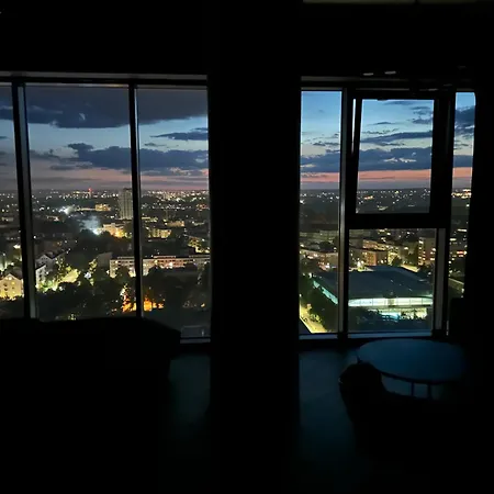 公寓 Panorama 21 Floor Hanza Tower *