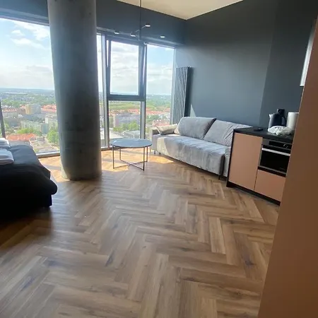 公寓 Panorama 21 Floor Hanza Tower