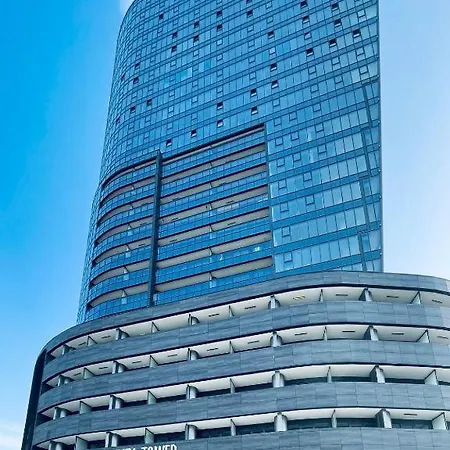 公寓 Panorama 21 Floor Hanza Tower